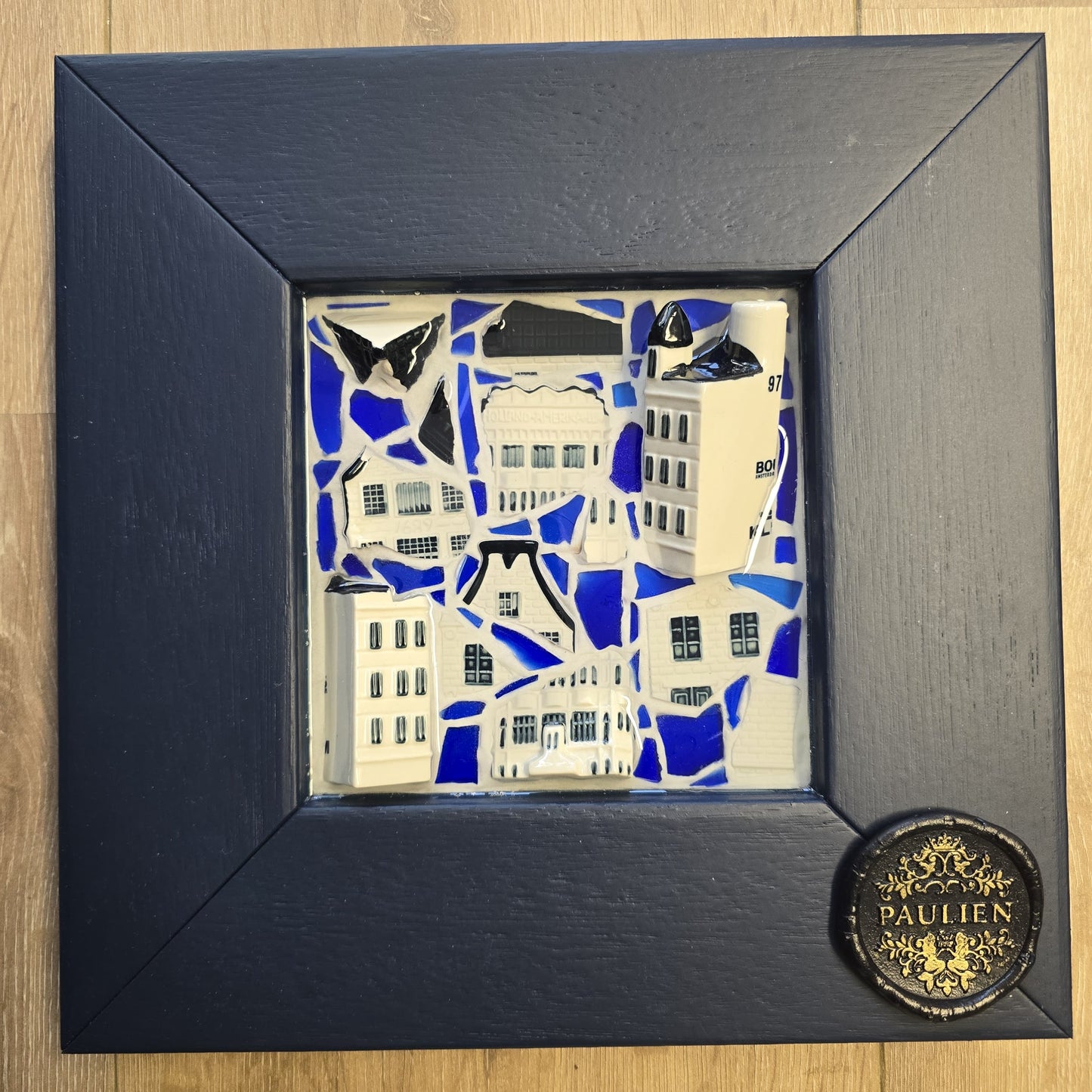 2025 Classic Square Mosaic